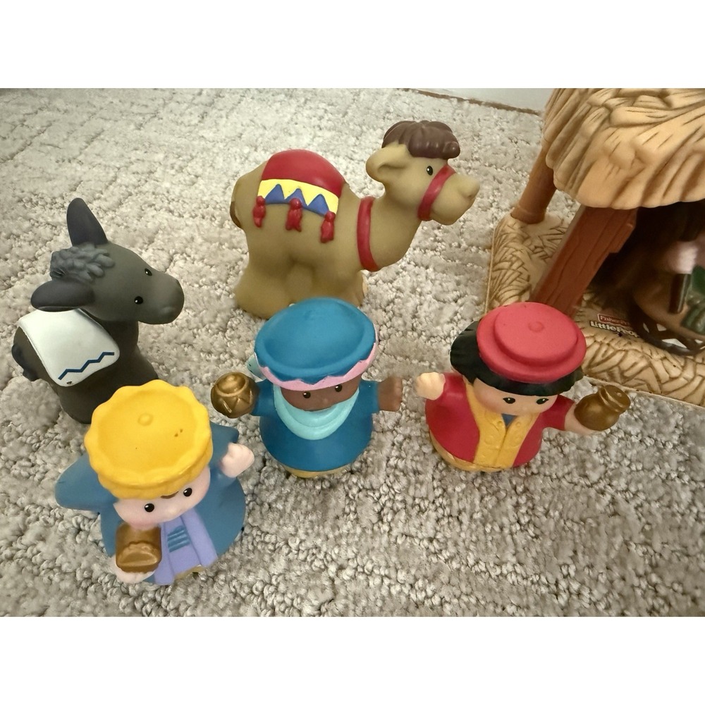 Vtg Fisher-Price Little People Christmas Story Nativity Set Lights & Music 2009 - Picture 2 of 5